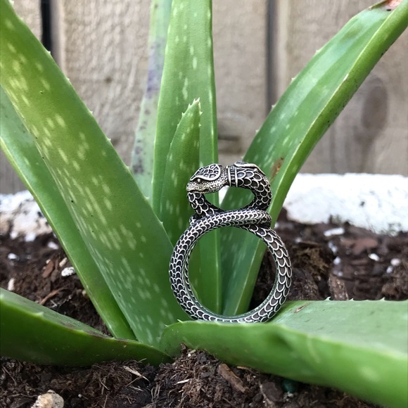 GUCCI RING {10} (unisex) - Picture 11 of 16